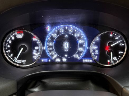 Used 2023 Buick Enclave Avenir image 17