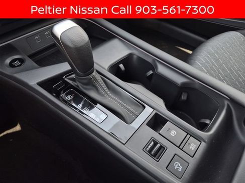 New 2026 Nissan Sentra SV w/ SV Convenience Package FWD image 22