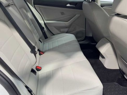 Used 2023 Volkswagen Jetta SE FWD image 15