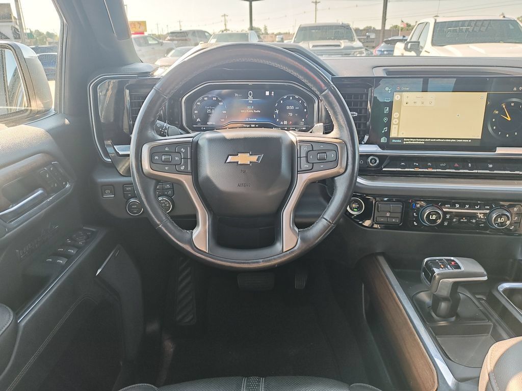 Used 2022 Chevrolet Silverado 1500 High Country AWD/4WD image 13