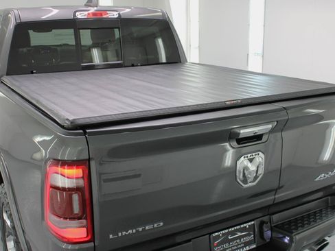Used 2019 RAM 1500 Limited w/ Advanced Safety Group AWD/4WD image 20