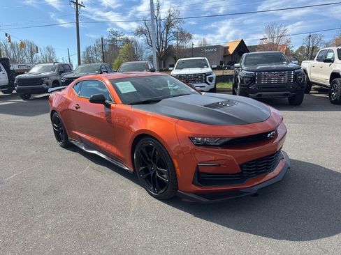 Used 2023 Chevrolet Camaro SS image 7