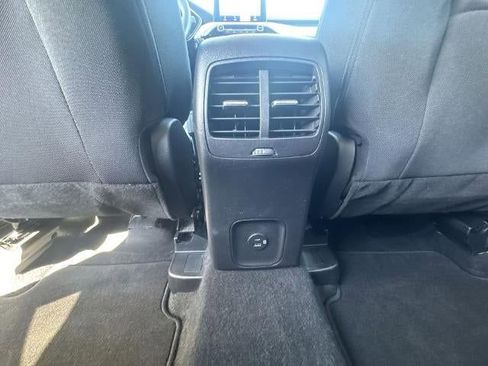 Used 2021 Ford Escape SE w/ Cold Weather Package image 22