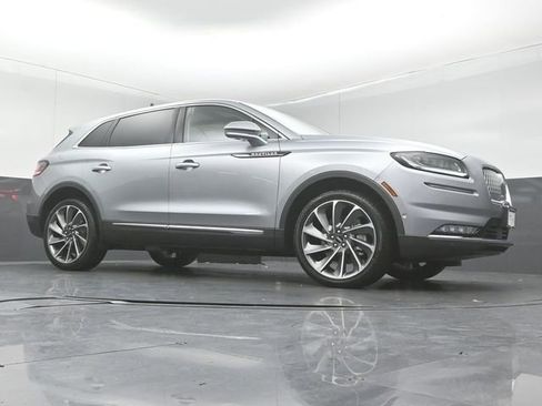 Certified 2023 Lincoln Nautilus Reserve w/ Equipment Group 202A image 37