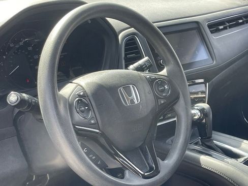 Used 2021 Honda HR-V EX image 4