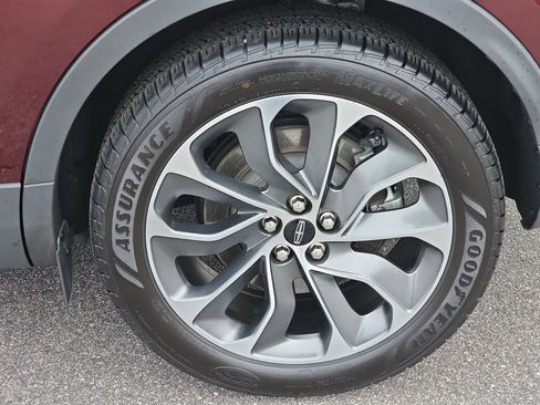 Used 2022 Lincoln Nautilus Reserve w/ Equipment Group 201A image 32