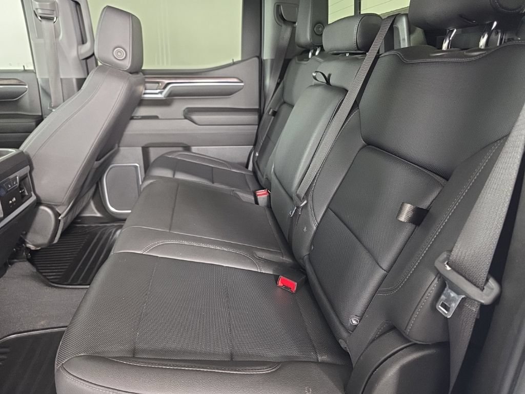 Used 2023 Chevrolet Silverado 1500 LTZ w/ LTZ Convenience Package II AWD/4WD image 25