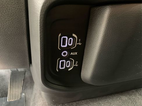 Used 2025 RAM 1500 Tradesman w/ Night Edition image 29