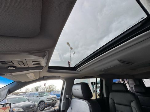 Used 2017 GMC Yukon XL Denali w/ Open Road Package image 31