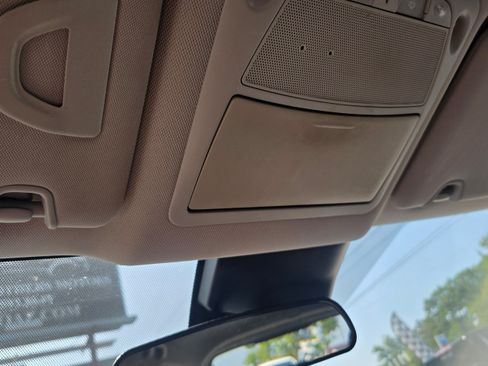 Used 2020 Nissan Rogue S FWD image 14