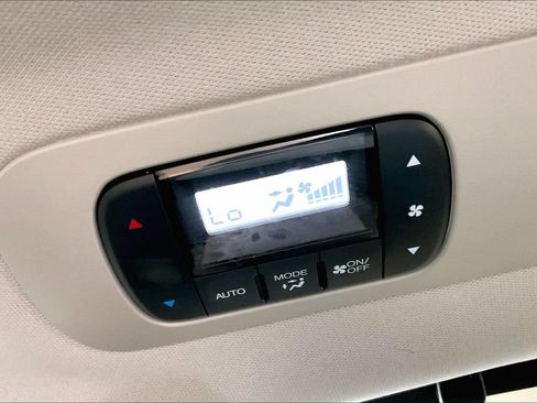 Used 2025 Honda Odyssey EX-L image 11