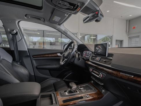 Used 2018 Audi Q5 2.0T Premium Plus AWD/4WD image 17