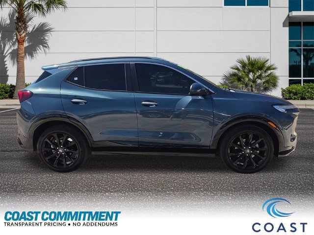 Used 2025 Buick Encore GX Sport Touring w/ Experience Buick Package FWD image 5