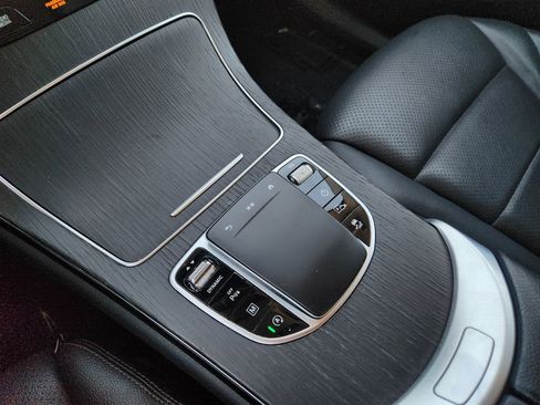 Used 2022 Mercedes-Benz GLC 300 image 21