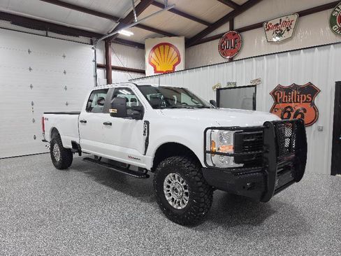 Used 2024 Ford F350 XL w/ XL Driver Assist Package AWD/4WD image 5