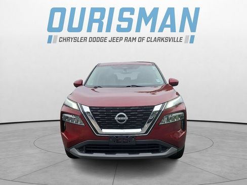 Used 2023 Nissan Rogue SV FWD image 2