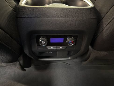 Used 2024 Chevrolet Traverse LT w/ Trailering Package image 15