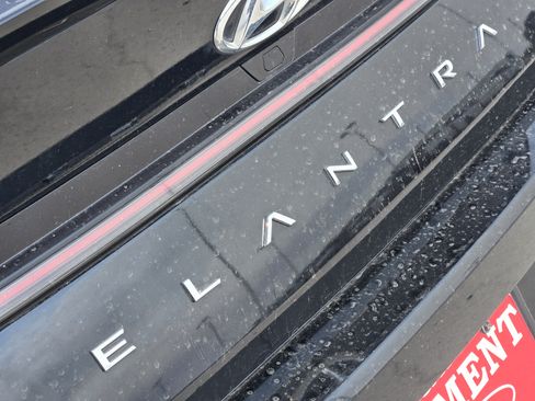 Used 2022 Hyundai Elantra N Line FWD image 11