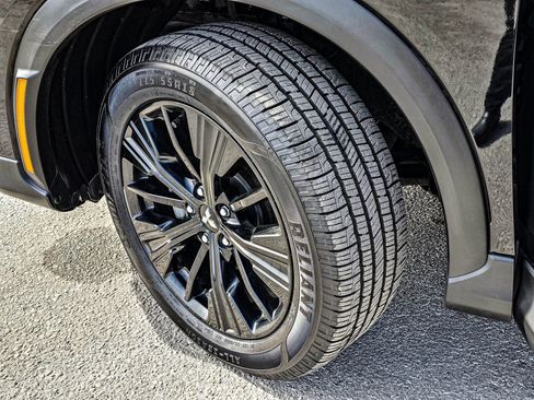 Used 2022 Mitsubishi Eclipse Cross LE image 9