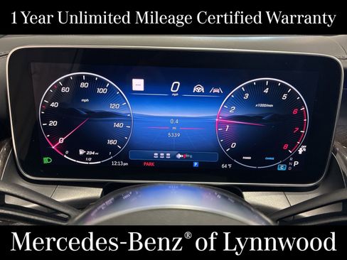 Used 2025 Mercedes-Benz GLC 300 4MATIC image 20