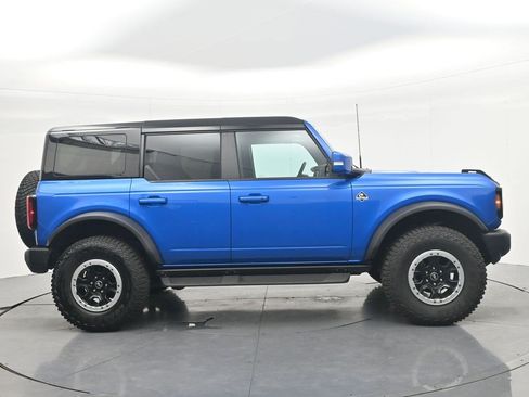 Used 2024 Ford Bronco Outer Banks w/ Sasquatch Package AWD/4WD image 4