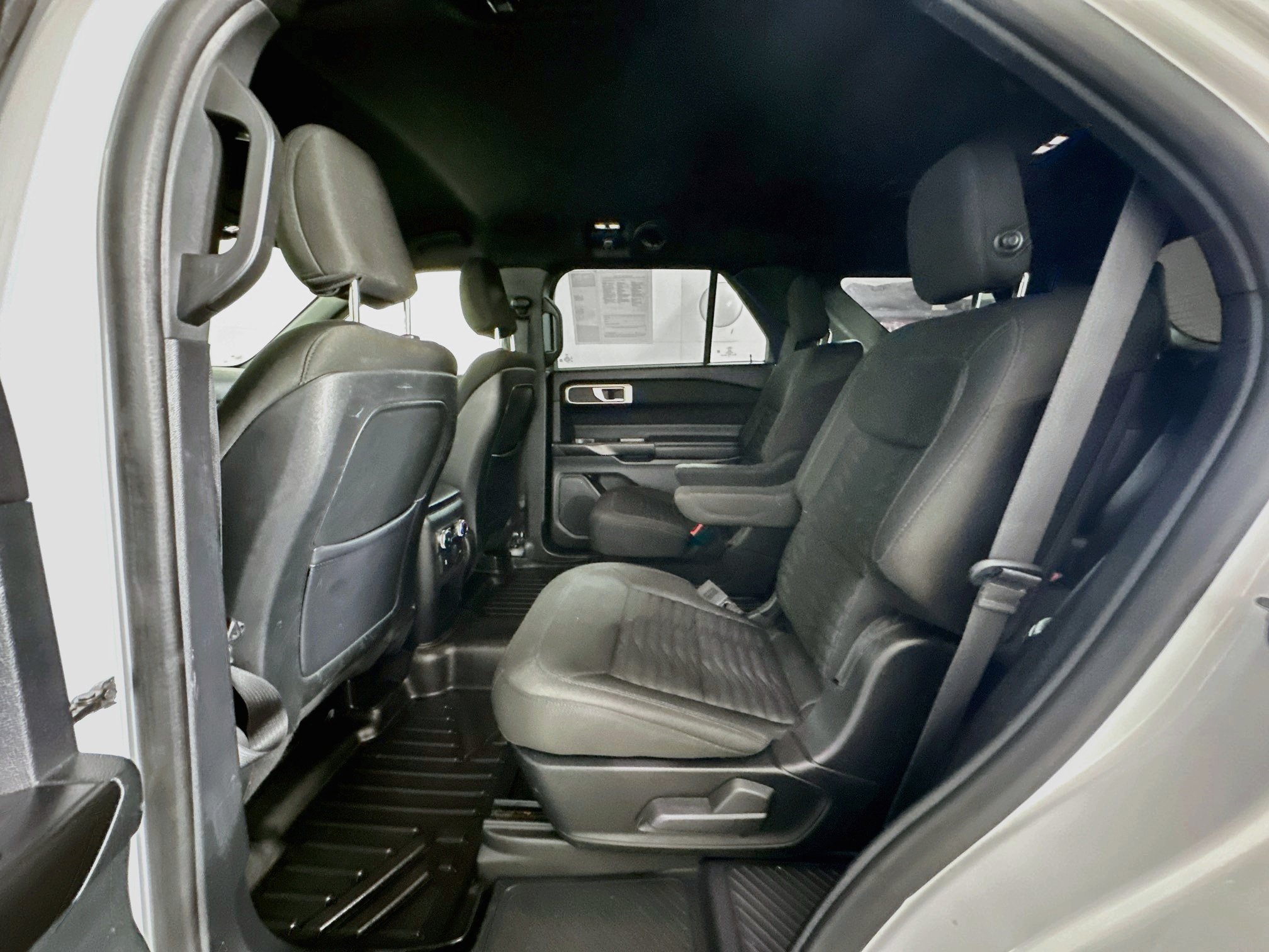 Used 2020 Ford Explorer XLT RWD image 27