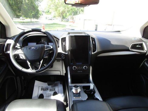 Used 2024 Ford Edge SEL w/ Convenience Package AWD/4WD image 12