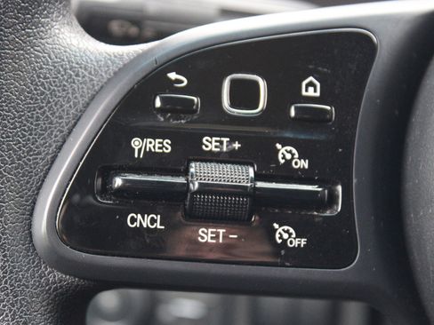 Used 2020 Mercedes-Benz Sprinter 2500 image 15