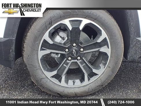 New 2026 Chevrolet Equinox LT w/ Convenience Package II FWD image 6