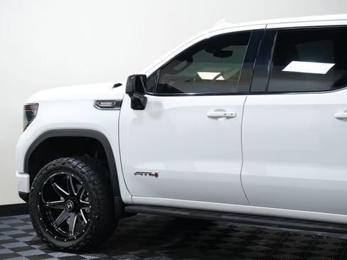 Used 2022 GMC Sierra 1500 AT4 w/ AT4 Premium Package AWD/4WD image 19