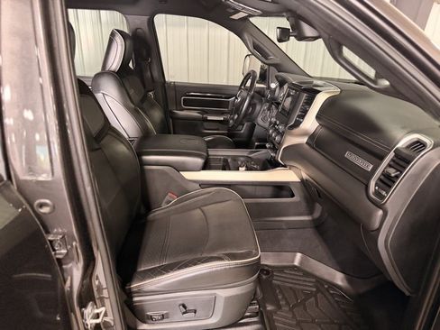 Used 2019 RAM 2500 Laramie AWD/4WD image 16