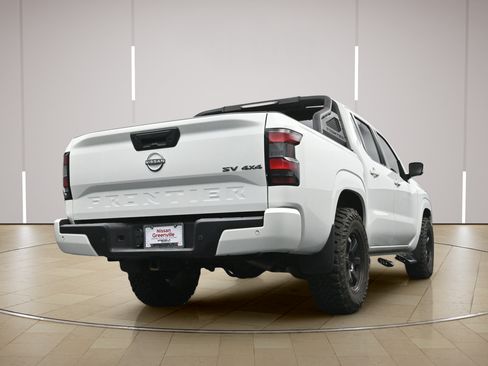Certified 2023 Nissan Frontier SV w/ SV Convenience Package AWD/4WD image 26