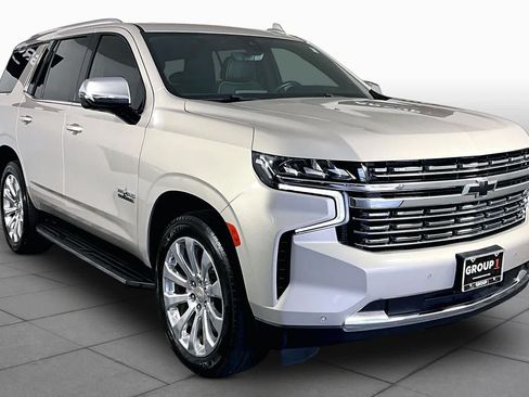 Used 2021 Chevrolet Tahoe Premier w/ Premium Package RWD image 3