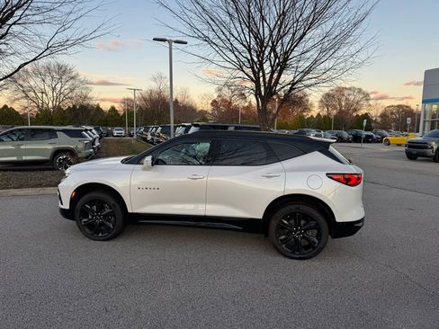 Used 2022 Chevrolet Blazer RS w/ Enhanced Convenience Package image 8