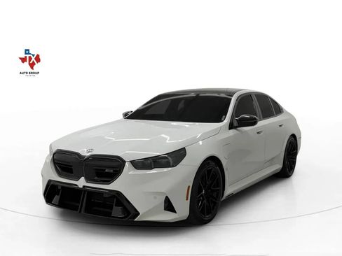 Used 2026 BMW M5 w/ Executive Package AWD/4WD image 5