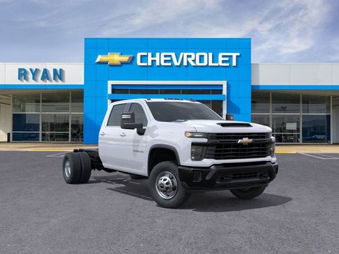 New 2026 Chevrolet Silverado 3500 W/T w/ WT Convenience Package AWD/4WD image 1