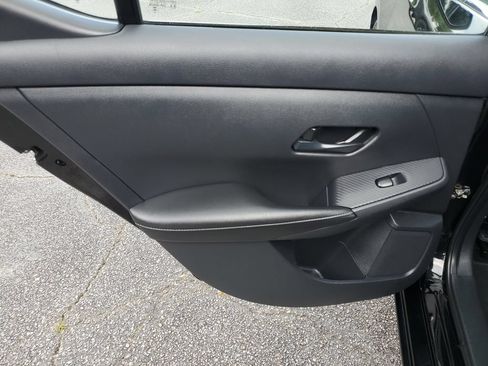Used 2024 Nissan Sentra SV FWD image 15