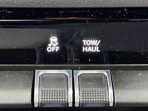 Certified 2022 RAM 1500 Big Horn image 33