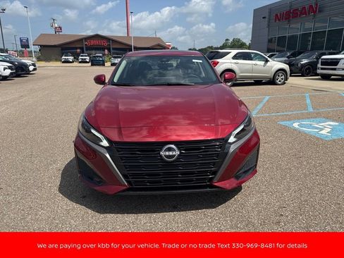 New 2026 Nissan Altima 2.5 SV w/ SV Special Edition Package FWD image 2