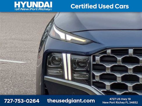 Certified 2022 Hyundai Santa Fe Limited image 9