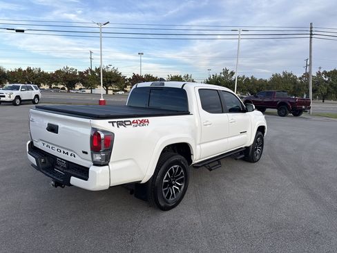 Certified 2023 Toyota Tacoma TRD Sport image 3