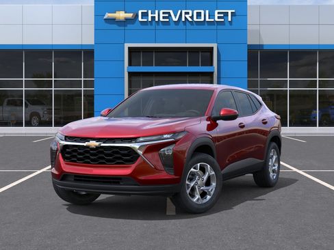New 2026 Chevrolet Trax LS w/ LS Convenience Package FWD image 6