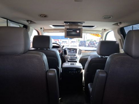 Used 2015 GMC Yukon Denali w/ Open Road Package RWD image 10