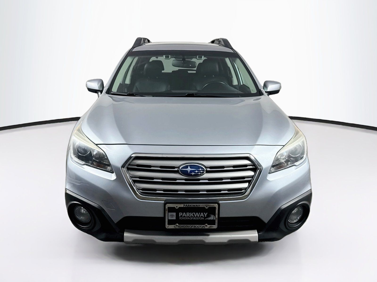Used 2016 Subaru Outback 2.5i Limited AWD/4WD image 2