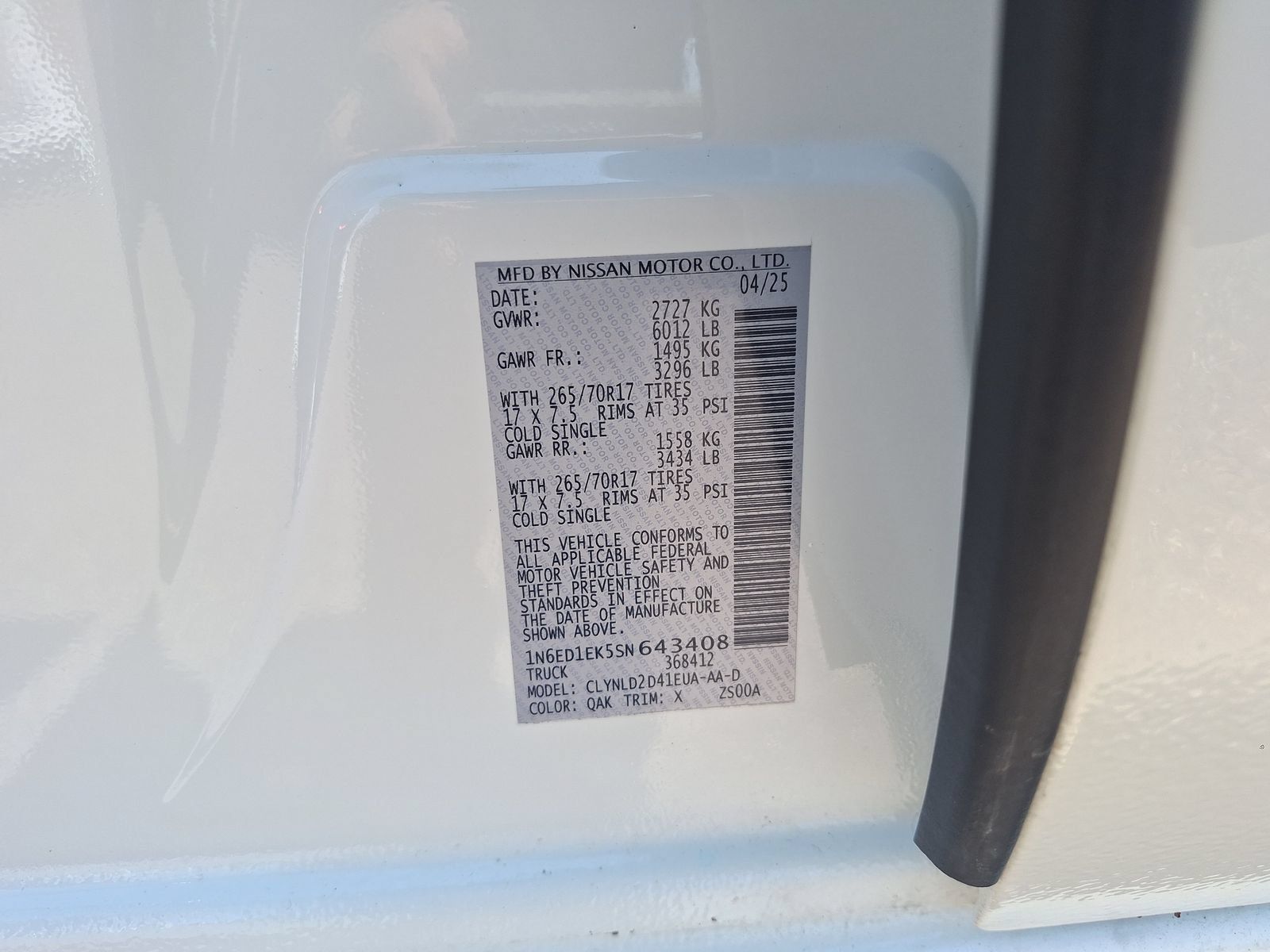 Used 2025 Nissan Frontier PRO-4X AWD/4WD image 28