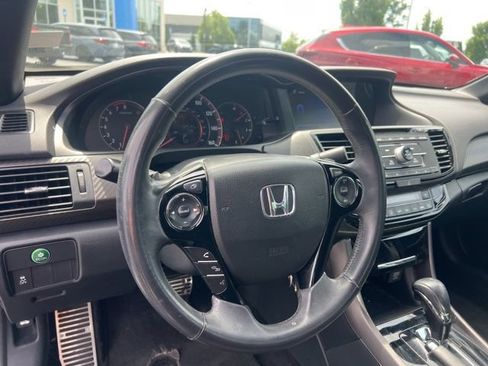 Used 2016 Honda Accord Sport image 14