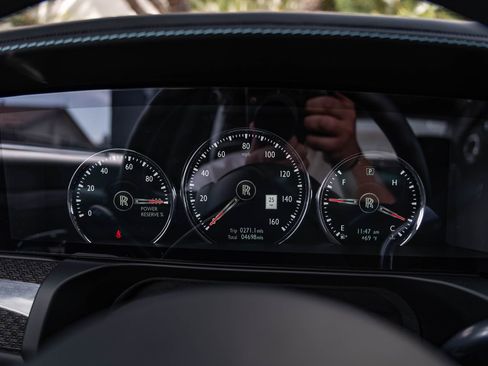 Used 2022 Rolls-Royce Ghost Black Badge image 16