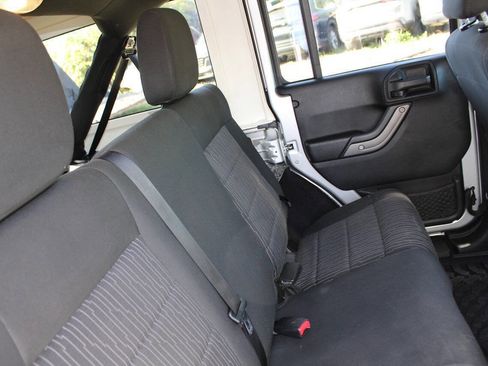 Used 2012 Jeep Wrangler Unlimited Sport AWD/4WD image 34