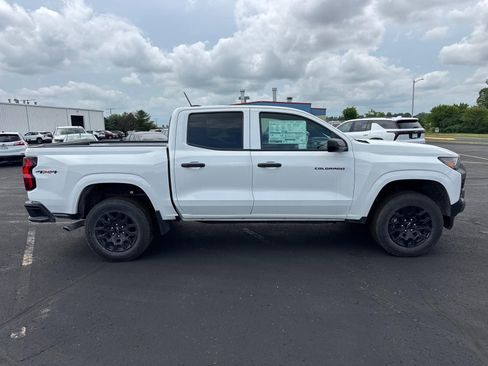 New 2026 Chevrolet Colorado W/T w/ WT Custom Package AWD/4WD image 2