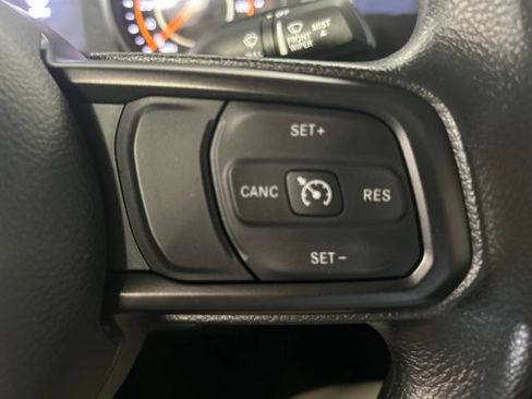 Used 2025 Jeep Wrangler Unlimited Sport AWD/4WD image 20